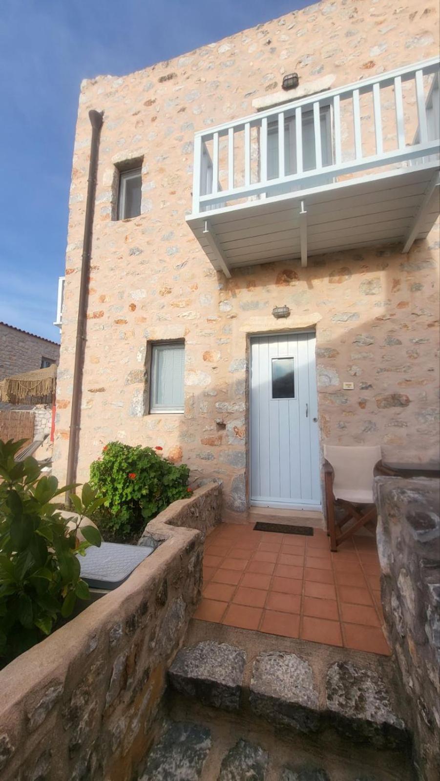 Balcony&Tower Apartment Areopoli Exterior photo