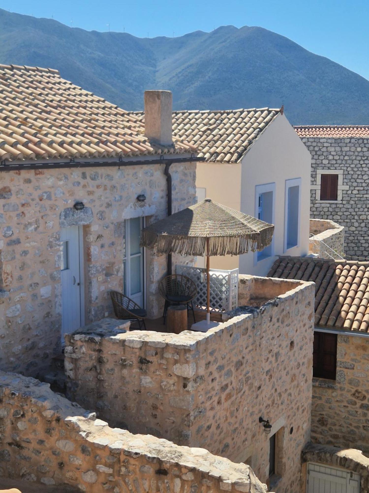 Balcony&Tower Apartment Areopoli Exterior photo